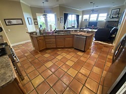 Saltilli tile